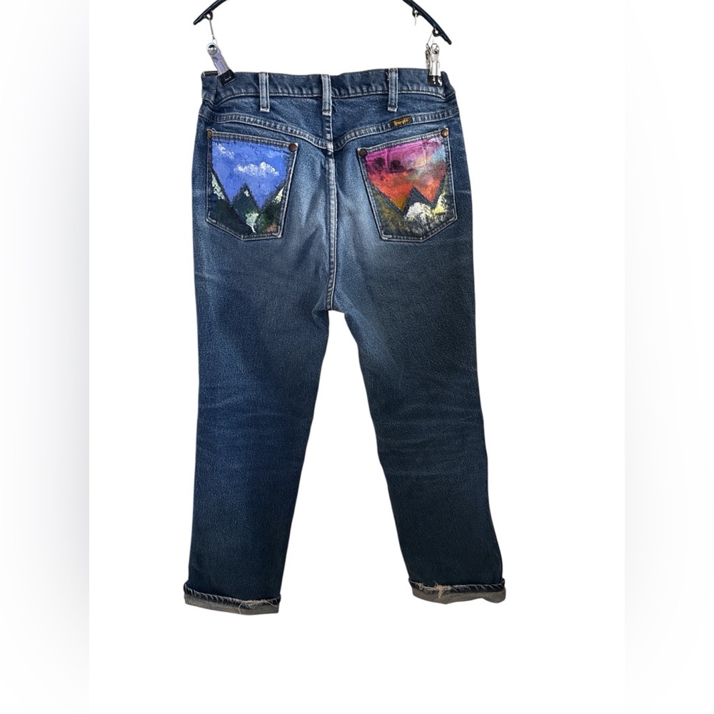 Vintage Wrangler 947STR Jeans 32x30 Custom Hand Painted Mountain Pockets - Picture 2 of 7
